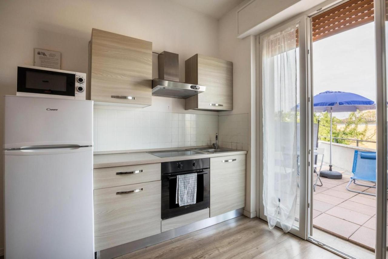 La Terrazza Apartment Пескиера дел Гарда Екстериор снимка